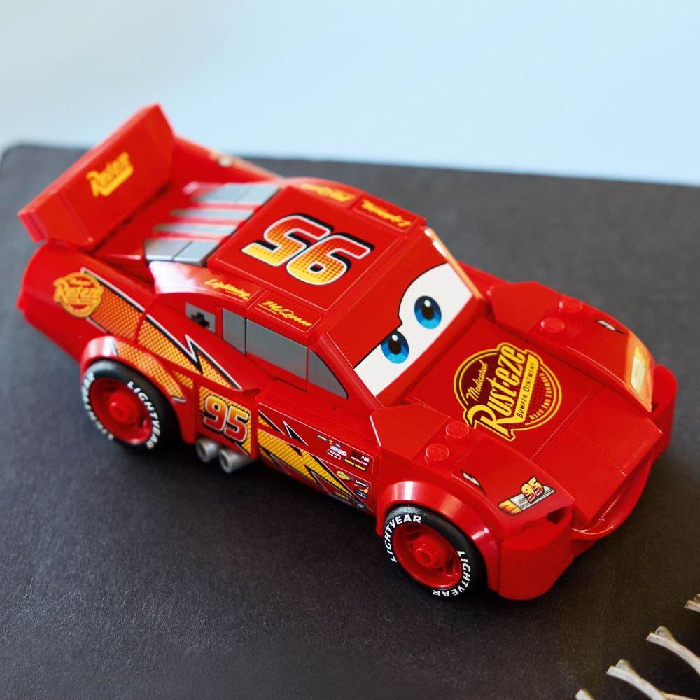 LEGO&reg; Lightning McQueen 77255 &ndash; Cars