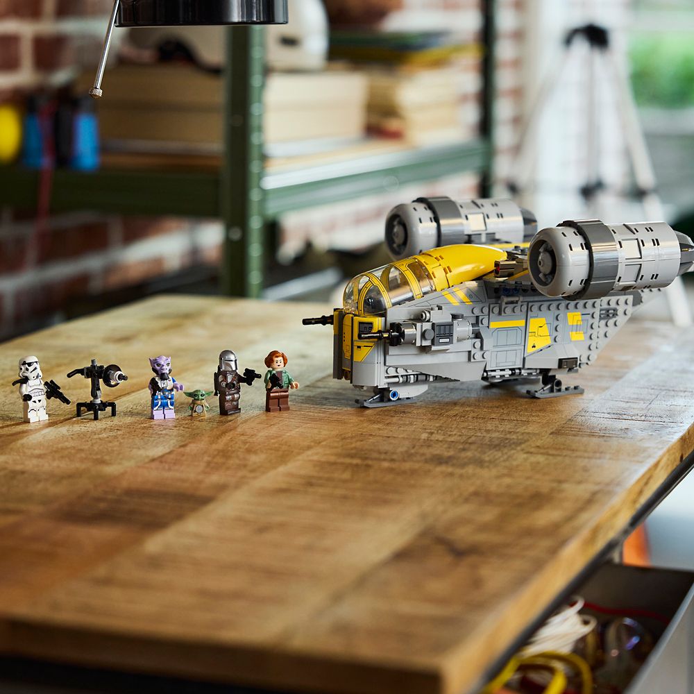 LEGO&reg; The Razor Crest 75447 &ndash; Star Wars: The Mandalorian and Grogu