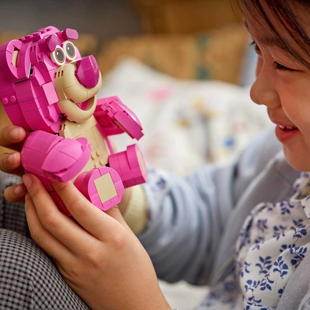 LEGO&reg; Lotso 43306 &ndash; Toy Story