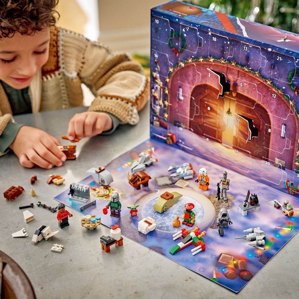 LEGO&reg; Star Wars Advent Calendar 2026 &ndash; 75456