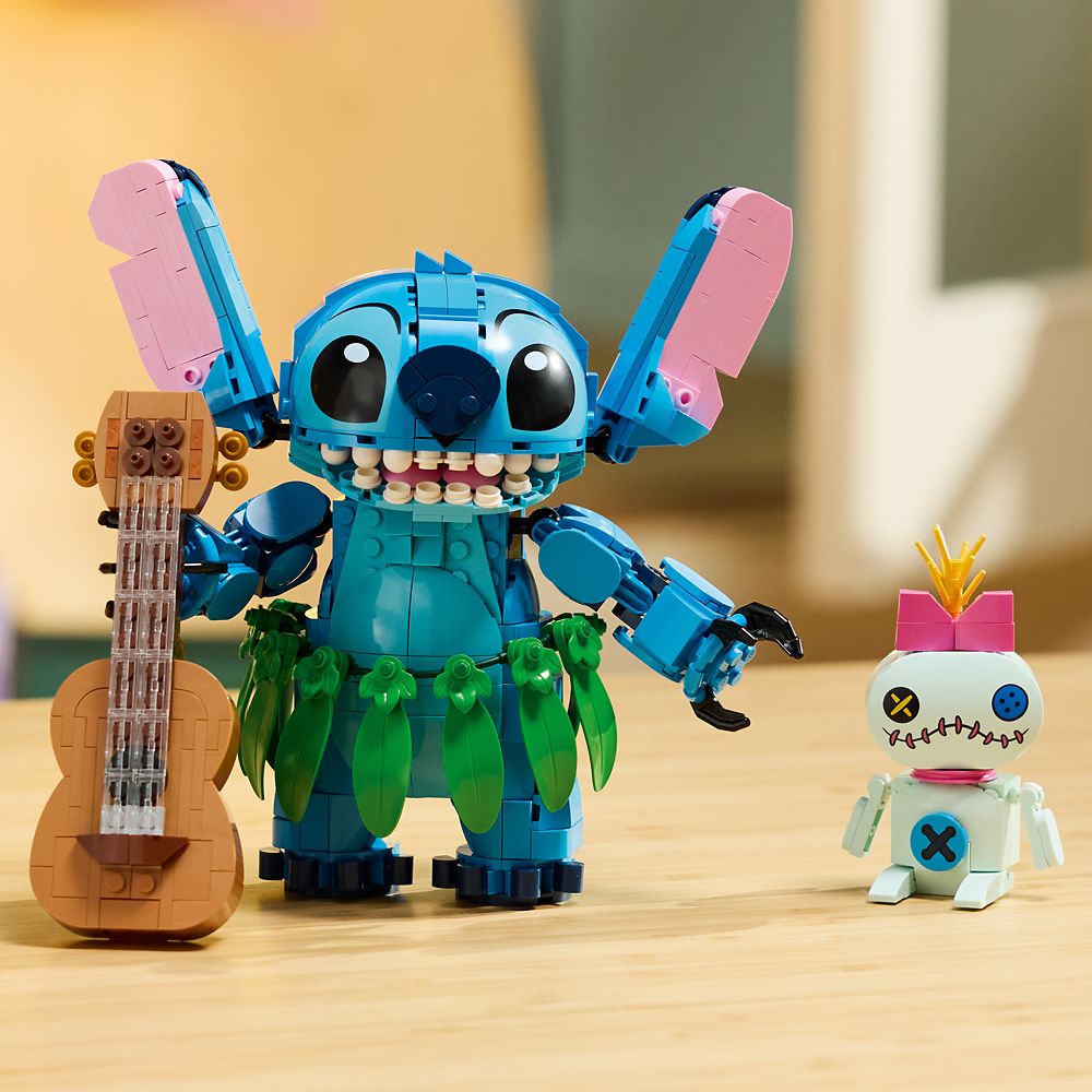 LEGO&reg; Stitch and Scrump 43296 &ndash; Lilo & Stitch
