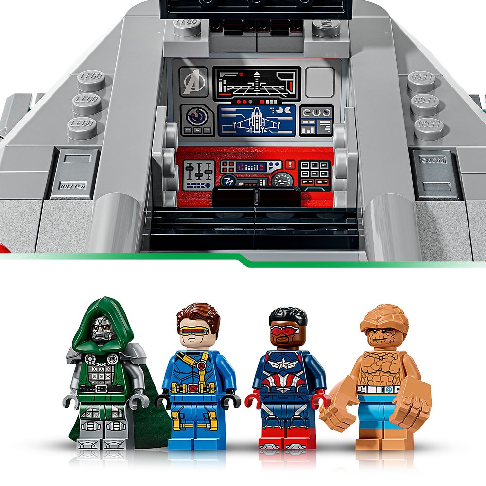 LEGO&reg; Avengers: Doomsday Quinjet 76347