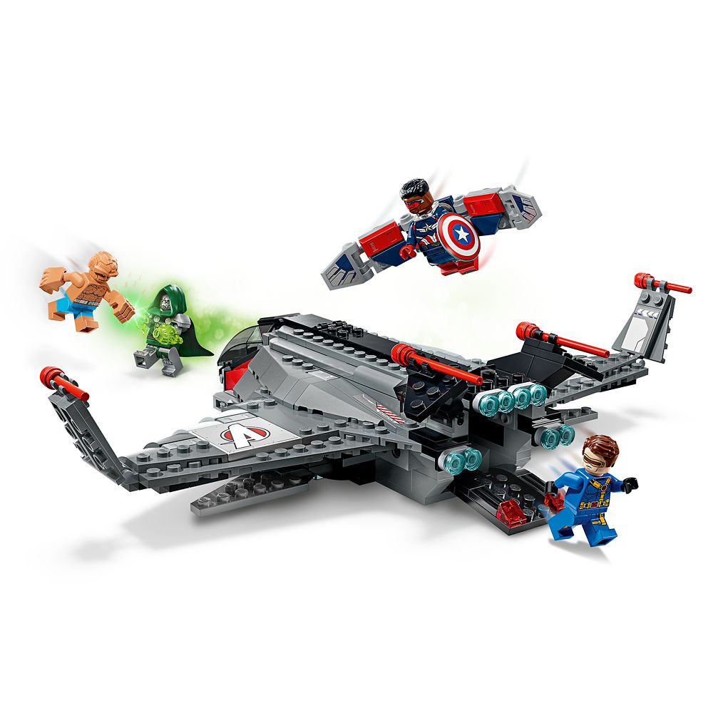 LEGO&reg; Avengers: Doomsday Quinjet 76347