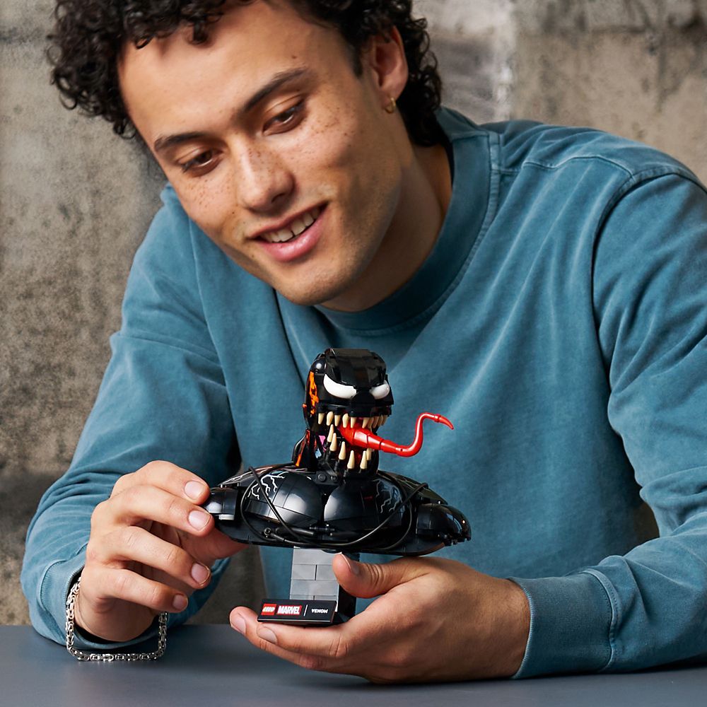LEGO&reg; Venom Bust 76356 &ndash; Spider-Man: Into the Spider-Verse