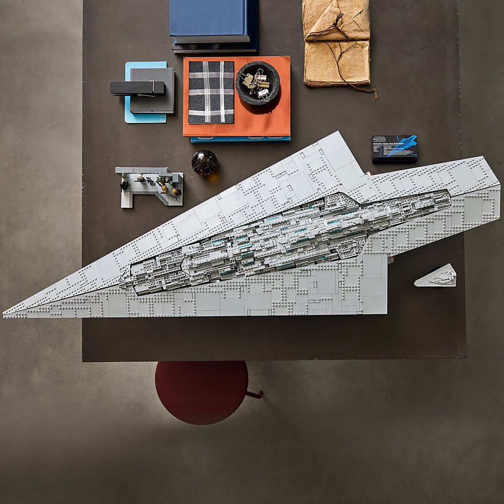 LEGO&reg; Executor Super Star Destroyer&trade; &ndash; Ultimate Collector Series &ndash; 75457 &ndash; Star Wars: The Empire Strikes Back