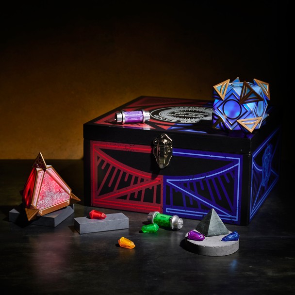 Star Wars Secrets of the Holocrons Set Series One Limited Edition Star Wars Secrets of the Holocrons Set Series One Limited Edition