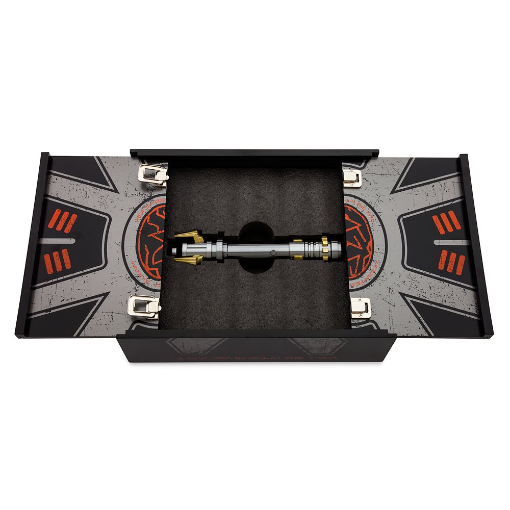 The Ren Legacy LIGHTSABER Hilt - Star Wars - Limited Edition