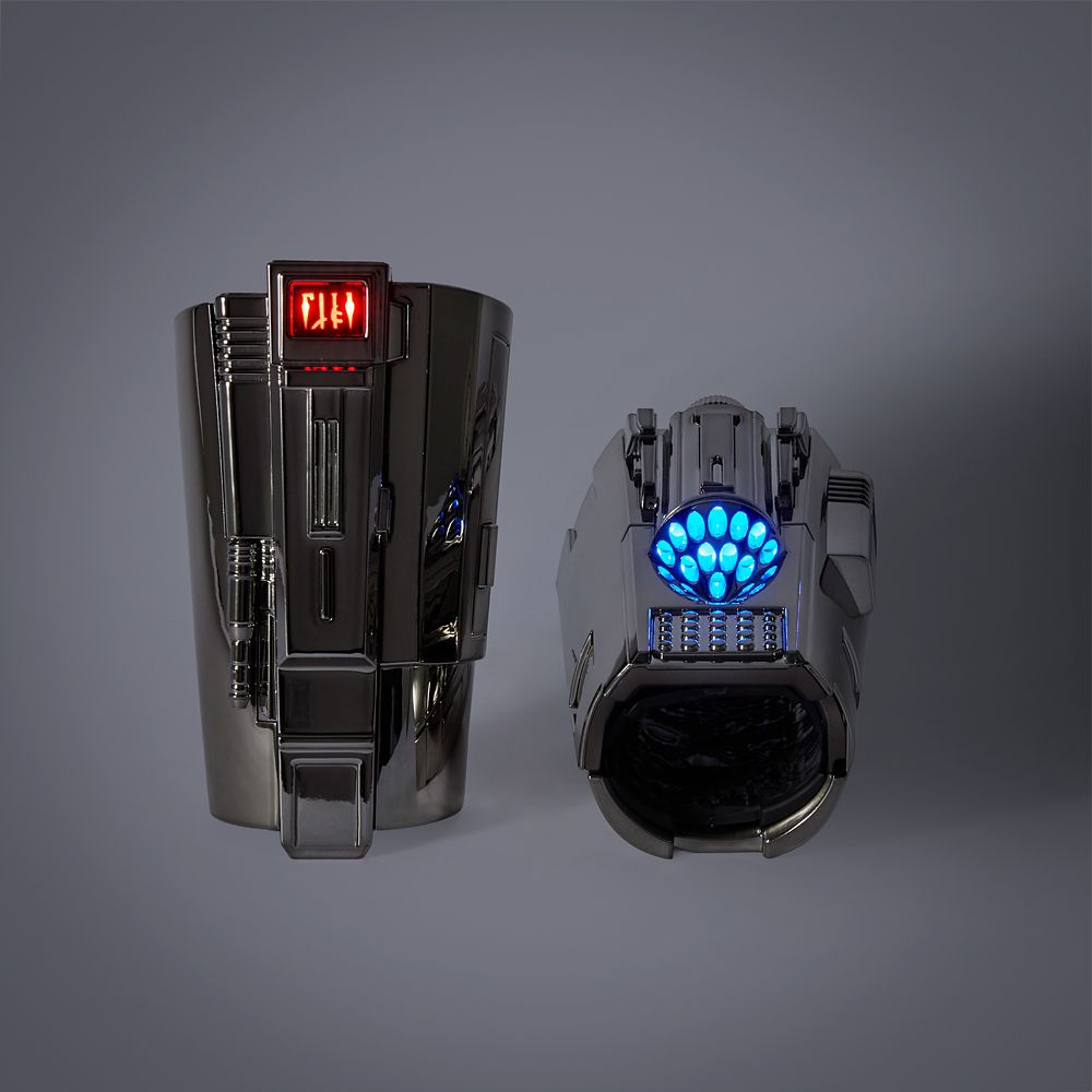 Mandalorian Gauntlets for Adults &ndash; Star Wars: Galaxy's Edge