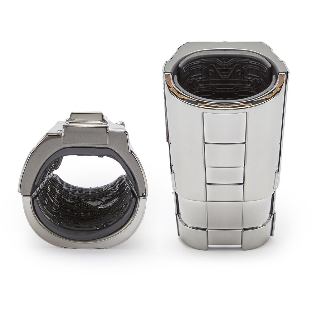 Mandalorian Gauntlets for Adults &ndash; Star Wars: Galaxy's Edge