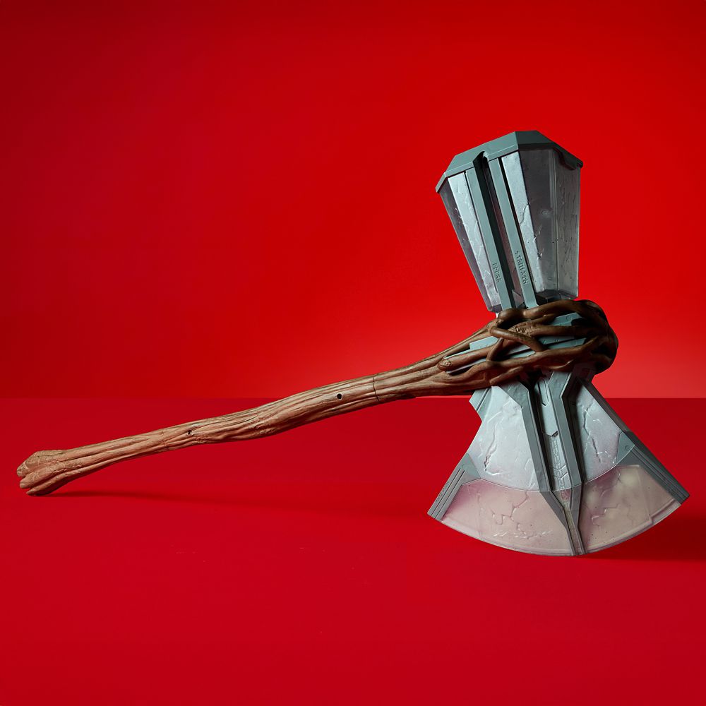 Marvel Vault &ndash; Thor Stormbreaker Axe with Light and Sound Effects &ndash; D23: The Ultimate Disney Fan Event