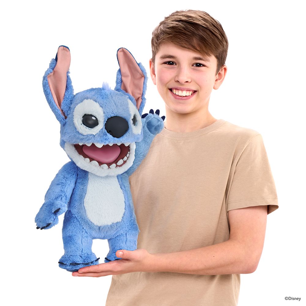 Stitch Puppetronic by RealFX &ndash; Lilo & Stitch Live Action Film