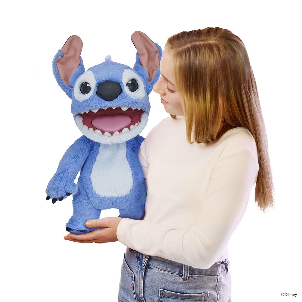 Stitch Puppetronic by RealFX &ndash; Lilo & Stitch Live Action Film