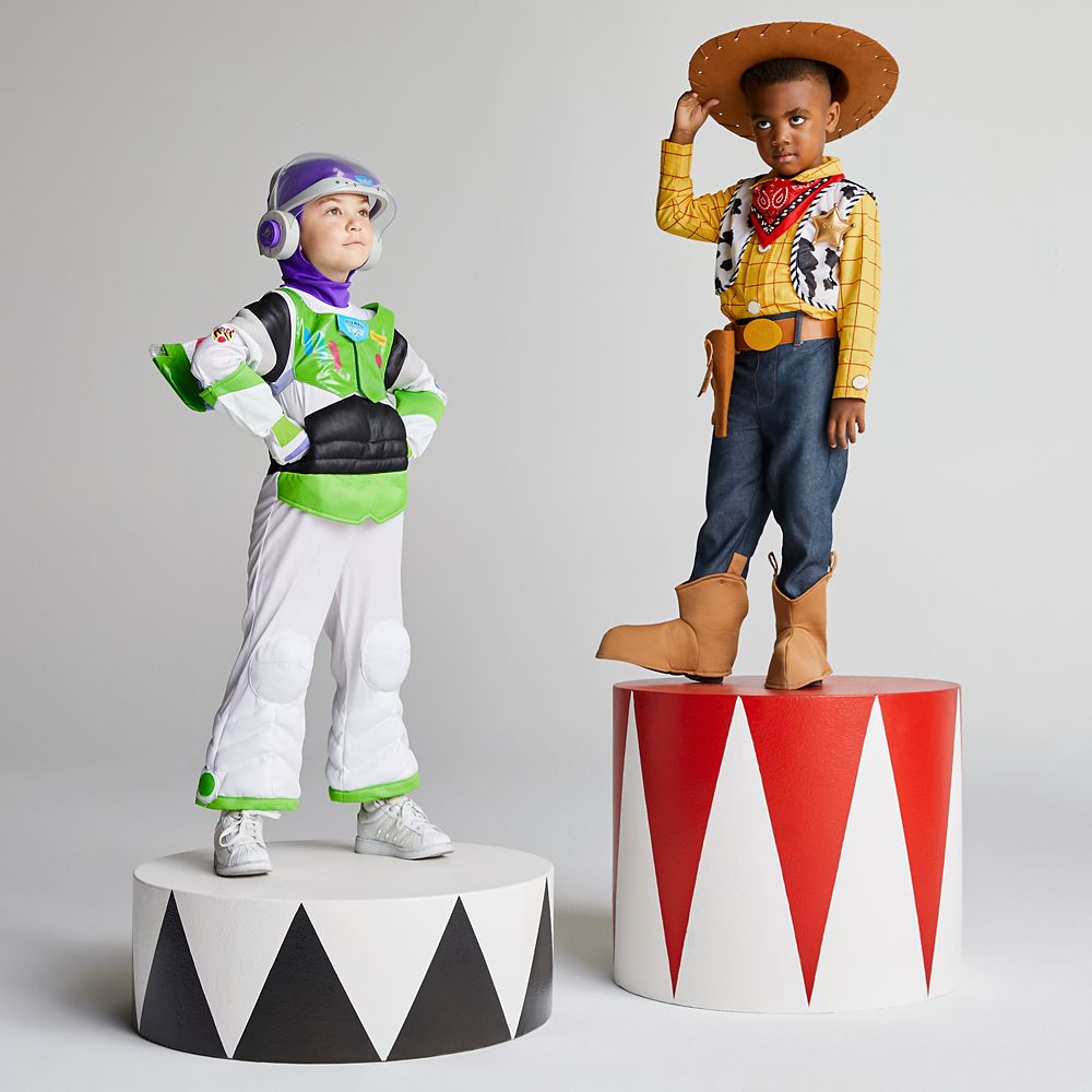 Buzz Lightyear Light-Up Costume for Kids &ndash;&nbsp;Toy Story