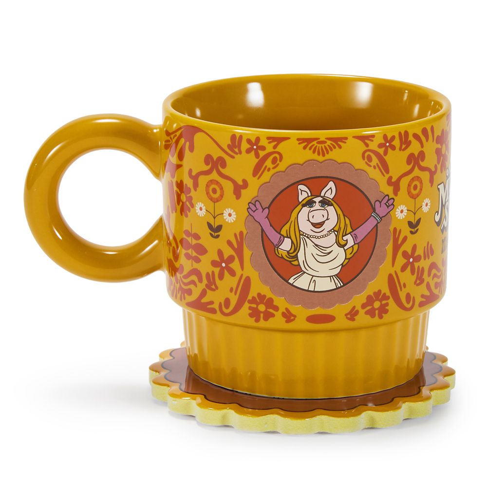 Miss Piggy Mug and Coaster Set &ndash; The Muppet Show 50th Anniversary &ndash; Exclusive