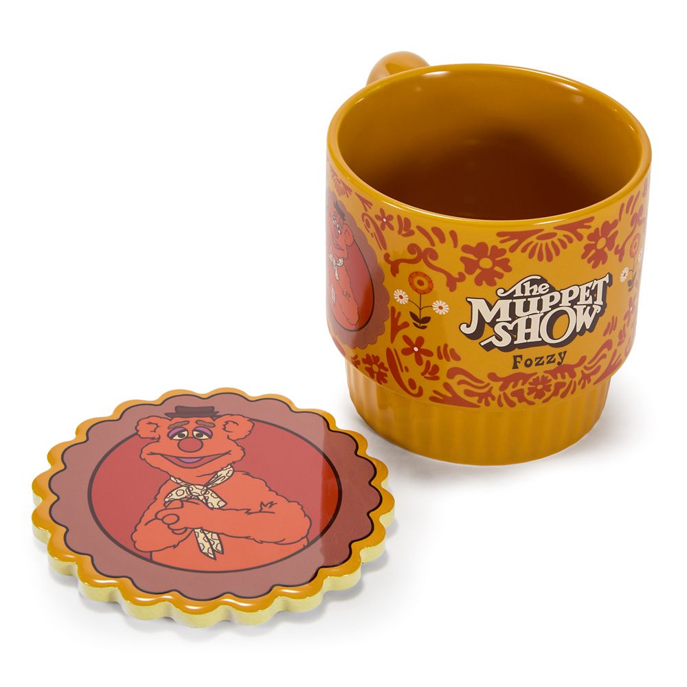 Fozzie Mug and Coaster Set &ndash; The Muppet Show 50th Anniversary &ndash; Exclusive