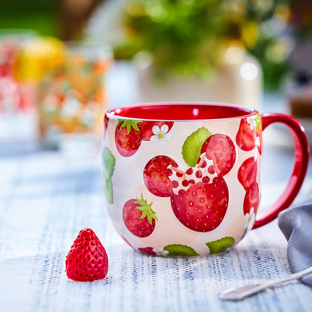 Minnie Mouse Icon Strawberry Mug