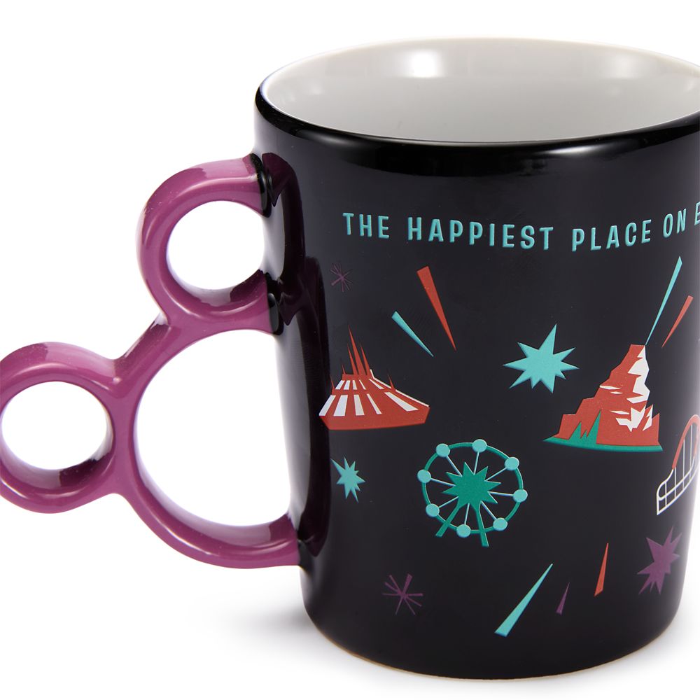 Mickey Mouse and Friends Mug &ndash; Disneyland 2026