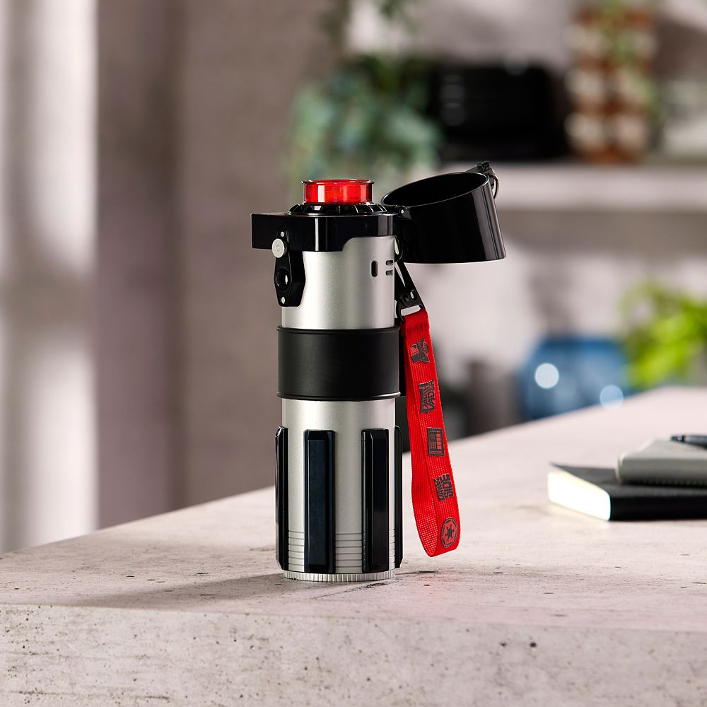 Darth Vader LIGHTSABER Hilt Light-Up Water Bottle &ndash; Star Wars