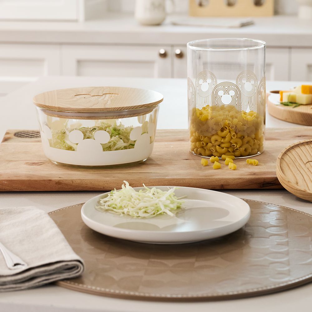 Mickey Mouse Icon Placemat Set&ndash; Mickey Mouse Home Collection