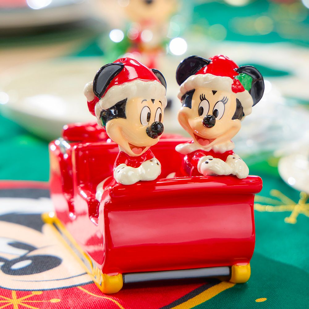 Santa Mickey and Minnie Mouse Salt and Pepper Shaker with Sleigh Set