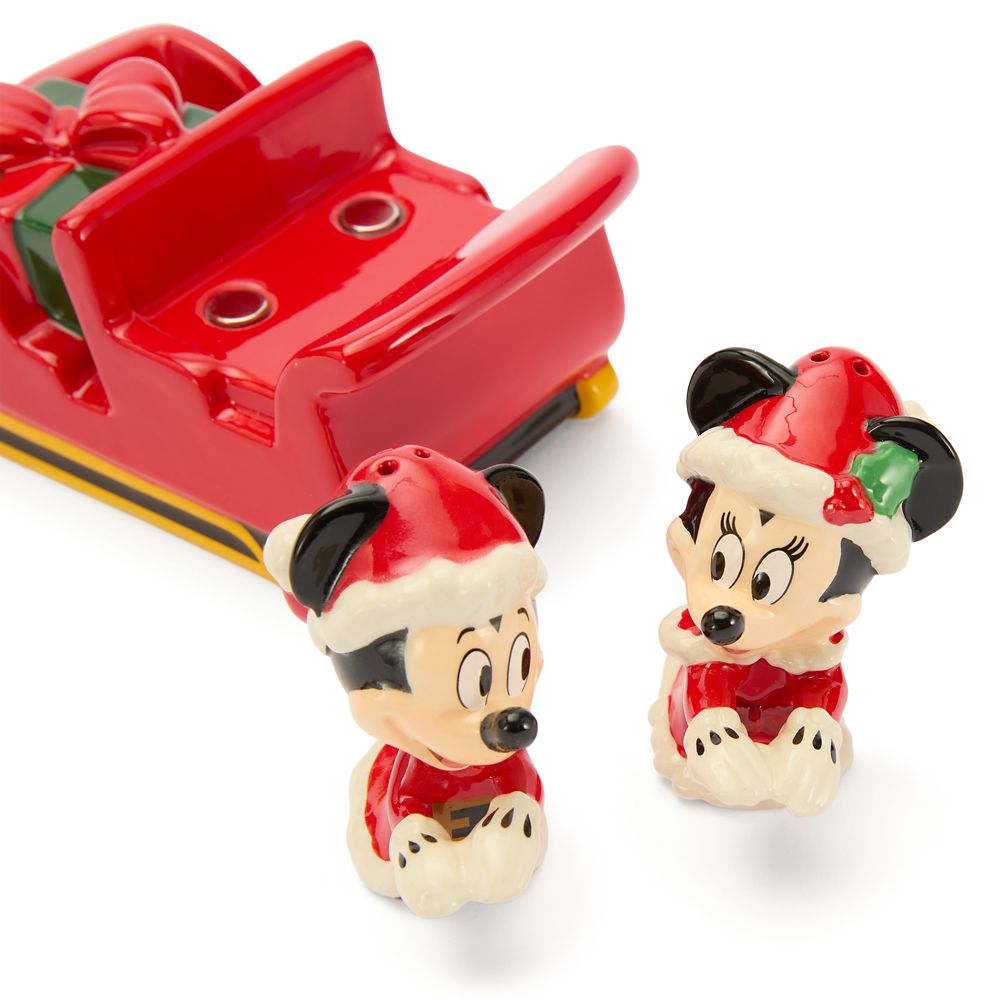 Santa Mickey and Minnie Mouse Salt and Pepper Shaker with Sleigh Set