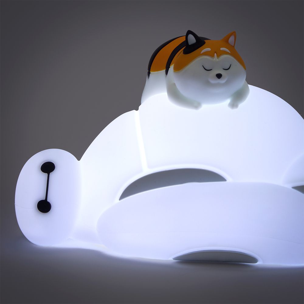 Baymax and Mochi Light-Up Figure &ndash; Big Hero 6