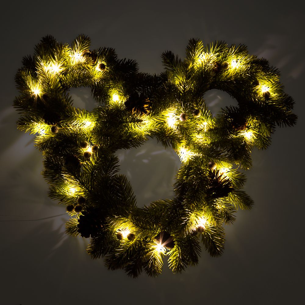 Mickey Mouse Icon Light-Up Holiday Wreath