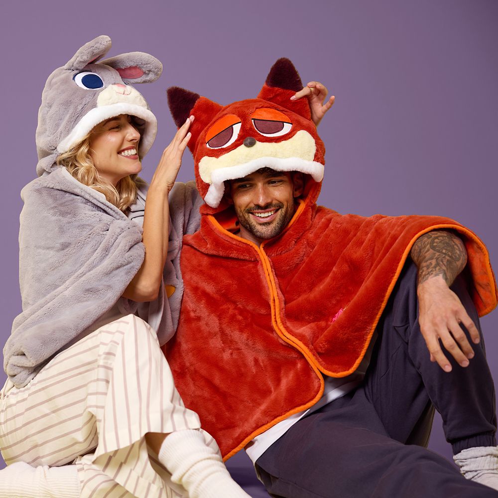 Judy Hopps Hooded Throw Blanket &ndash; Zootopia