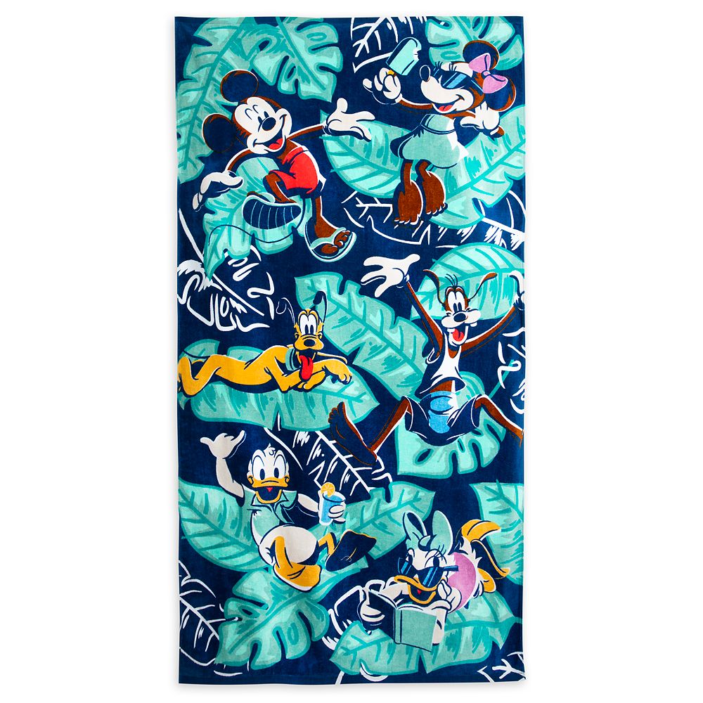 Mickey Mouse and Friends Summer Fun Beach Towel Official shopDisney