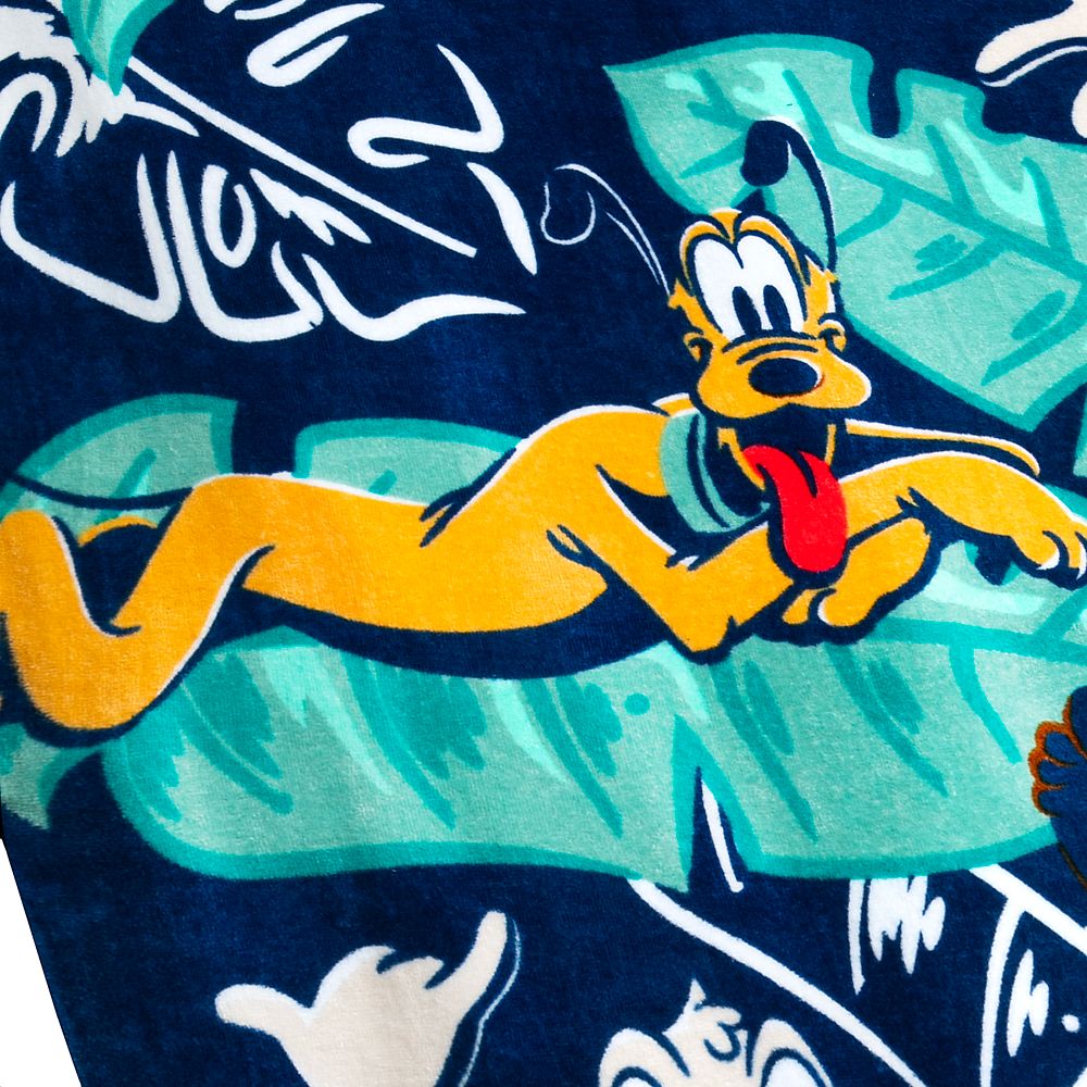 Mickey Mouse and Friends Summer Fun Beach Towel