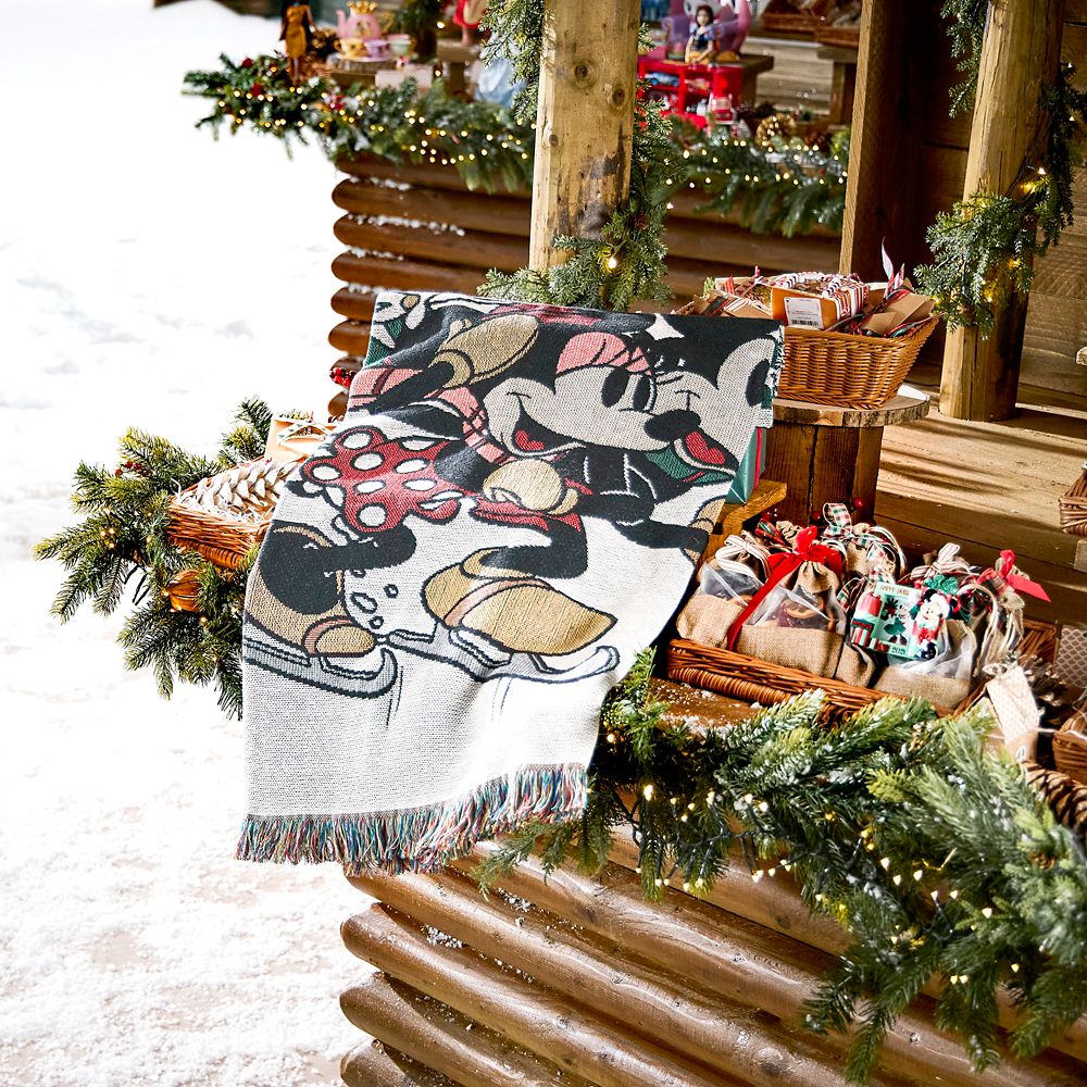 Mickey and Minnie Mouse Holiday Throw Blanket