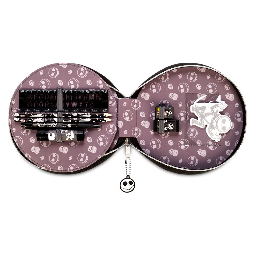The Nightmare Before Christmas Zip-Up Stationery Kit