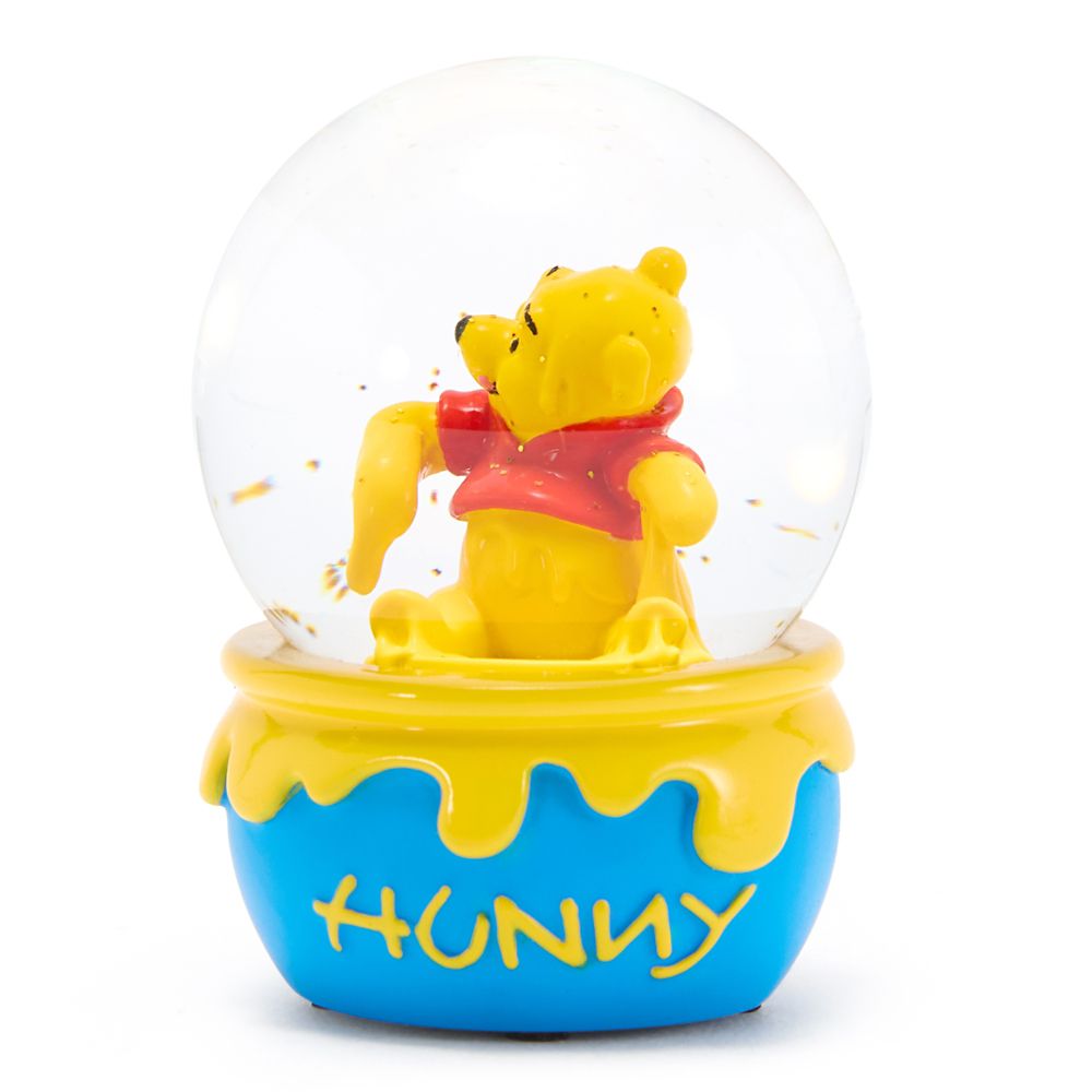 Winnie the Pooh Mini Snow Globe