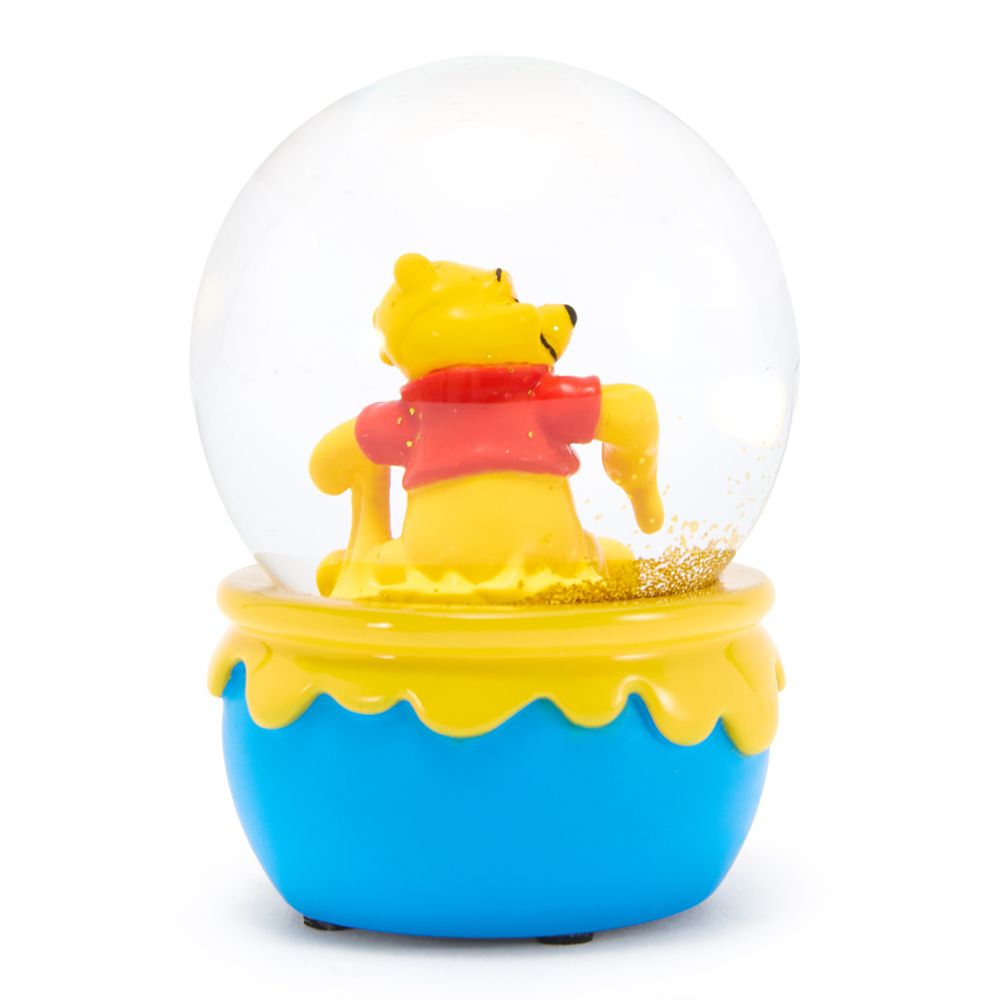 Winnie the Pooh Mini Snow Globe
