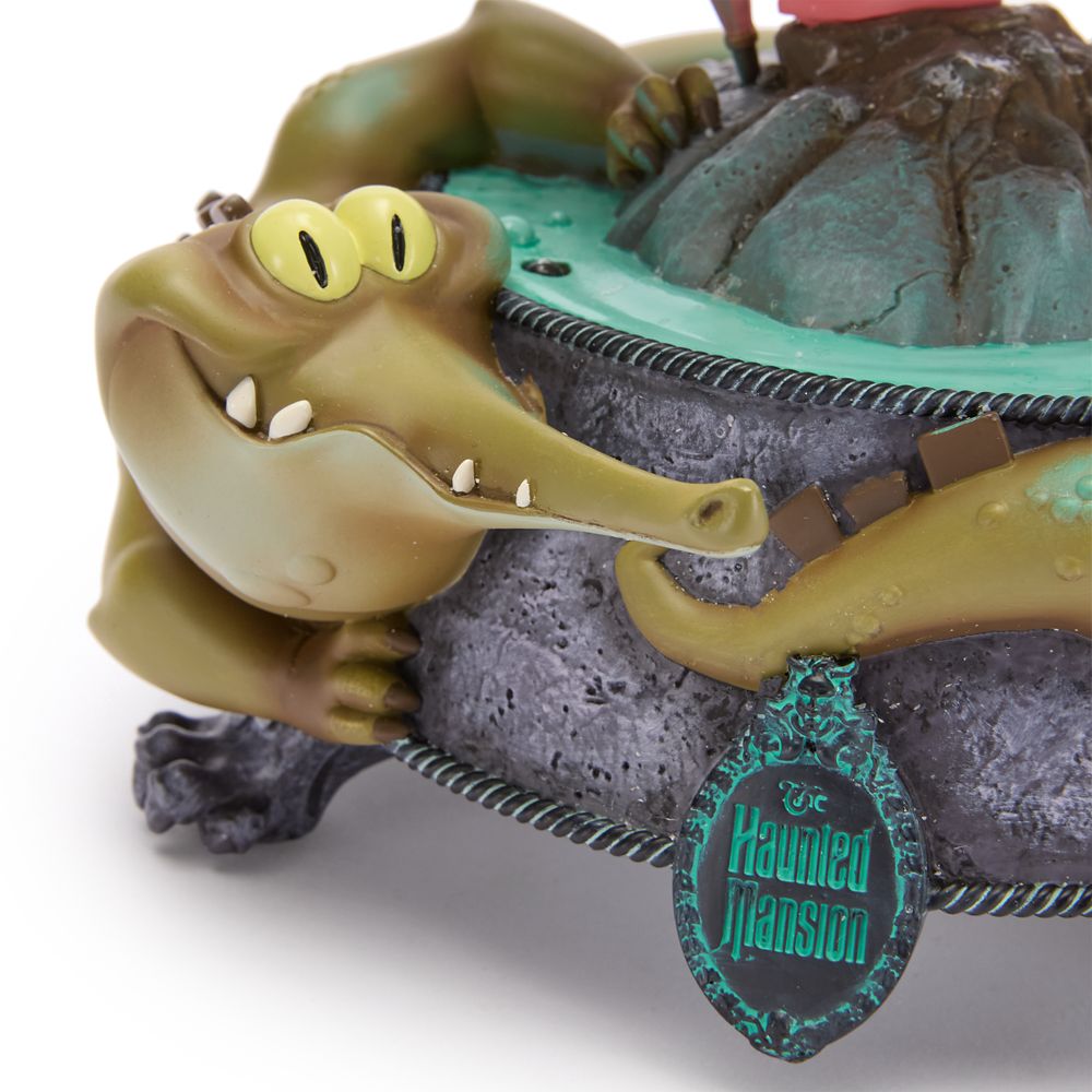 Sarah ''Sally'' Slater Light-Up Figure &ndash; The Haunted Mansion