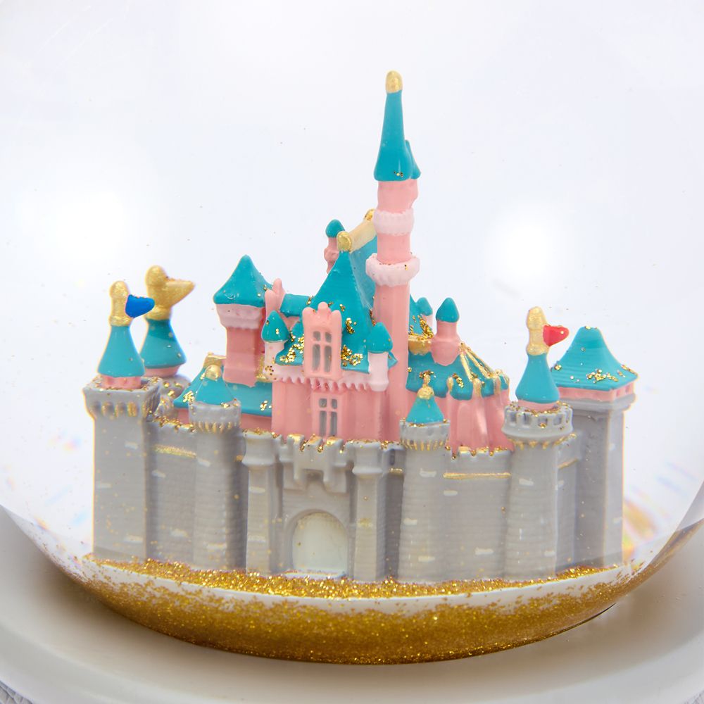 Sleeping Beauty Castle Light-Up Snow Globe &ndash; Disneyland