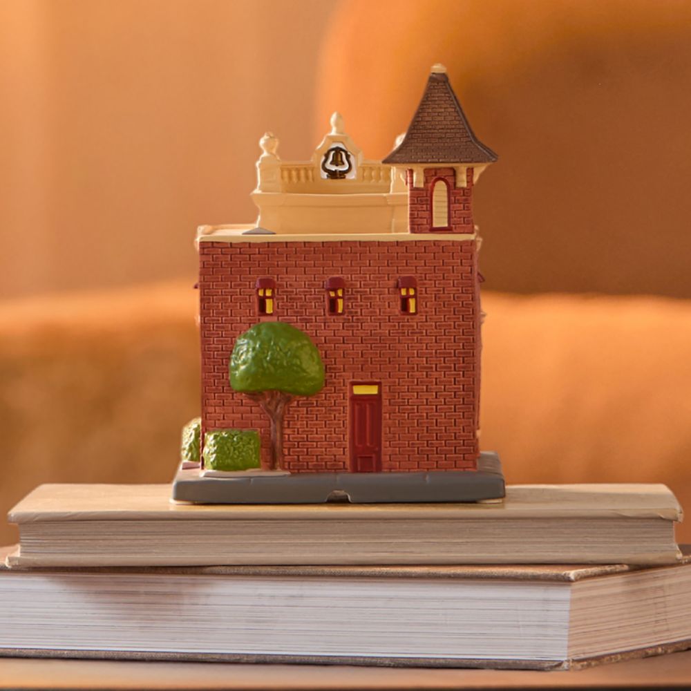 Disneyland Fire Department Light Up Figure &ndash; Disney Signature Collectibles Small Kingdom &ndash; D23: The Ultimate Disney Fan Event