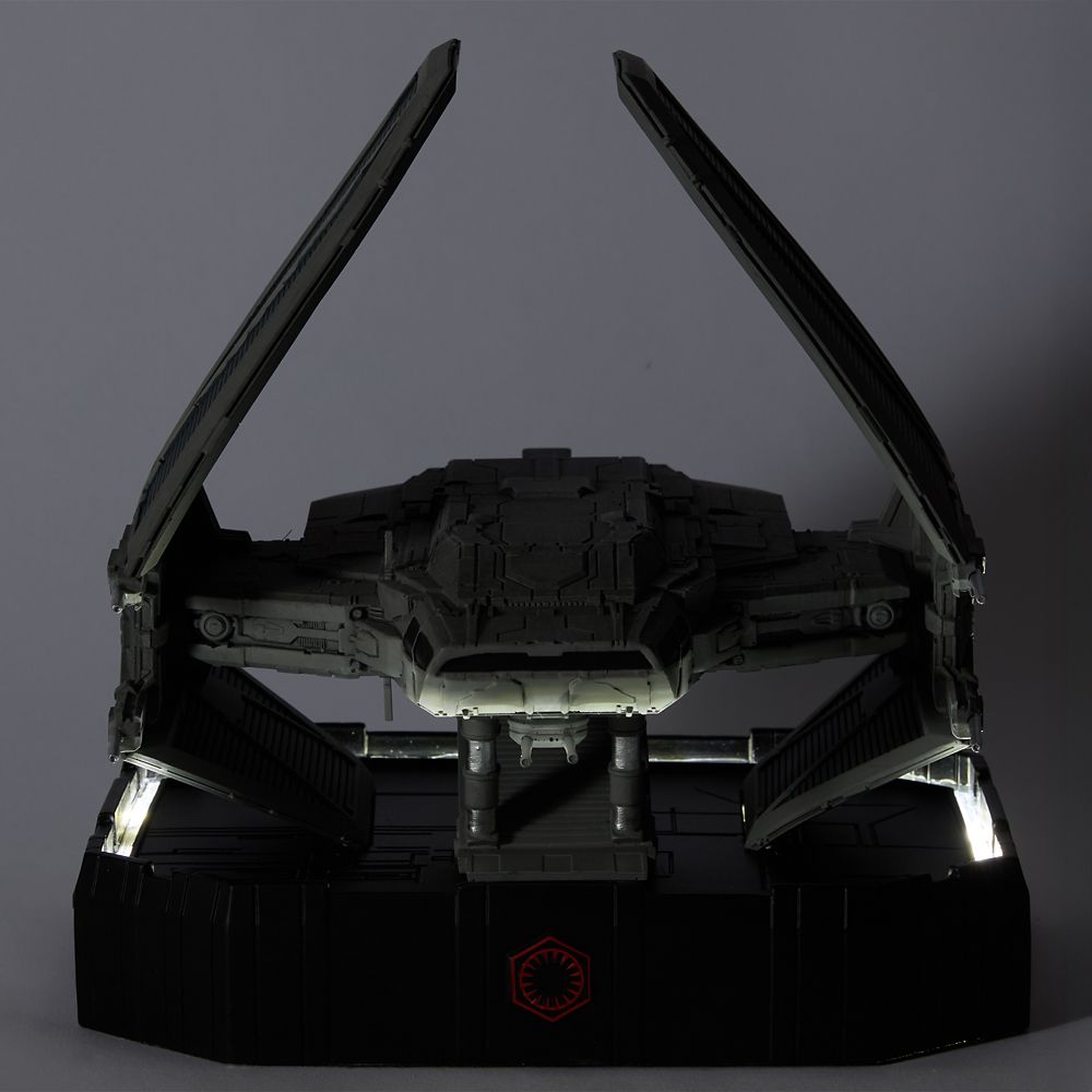 TIE Echelon Vehicle Figure with Light Effect - Star Wars Galaxy's Edge