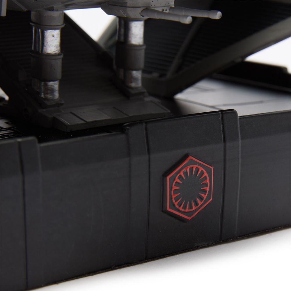 TIE Echelon Vehicle Figure with Light Effect - Star Wars Galaxy's Edge