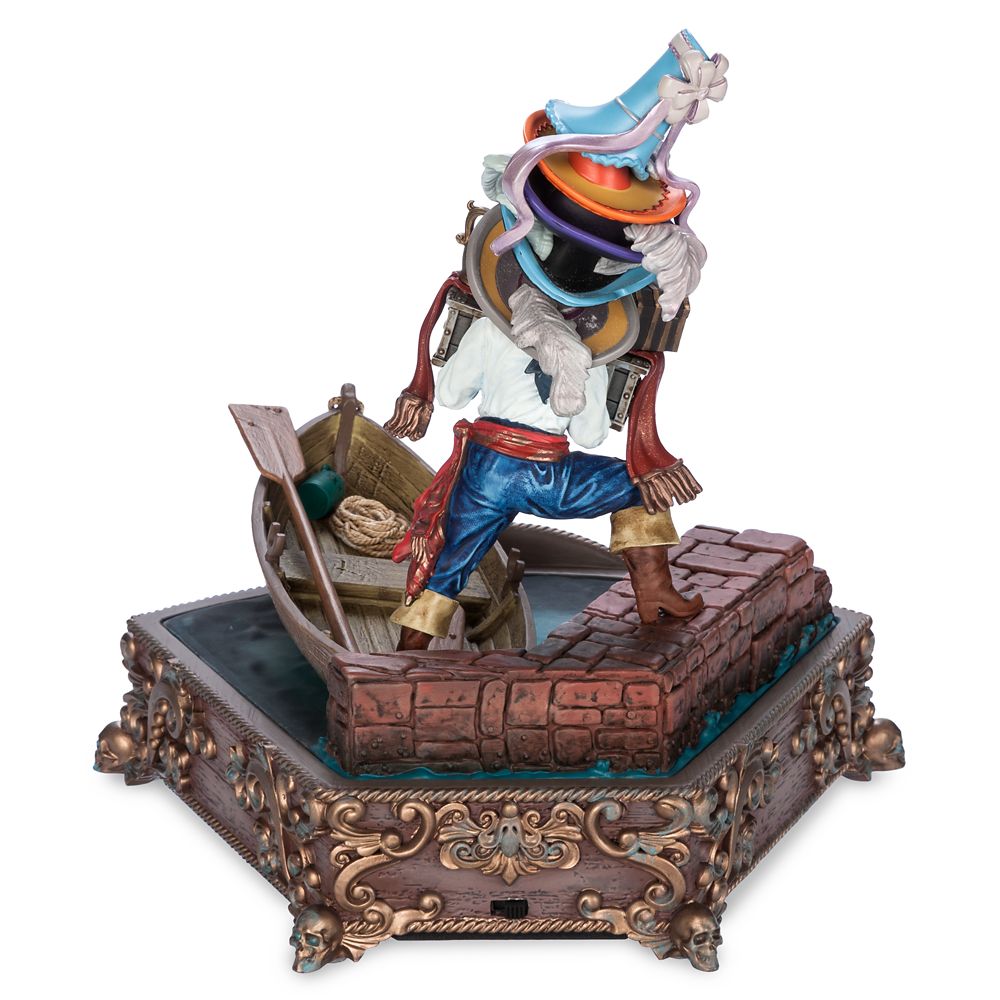 Pirates of the Caribbean Light-Up Figure