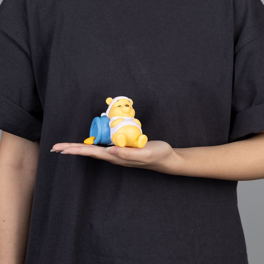 Winnie the Pooh ''Sweet Dreams'' Mystery Figurine Blind Box by Beast Kingdom