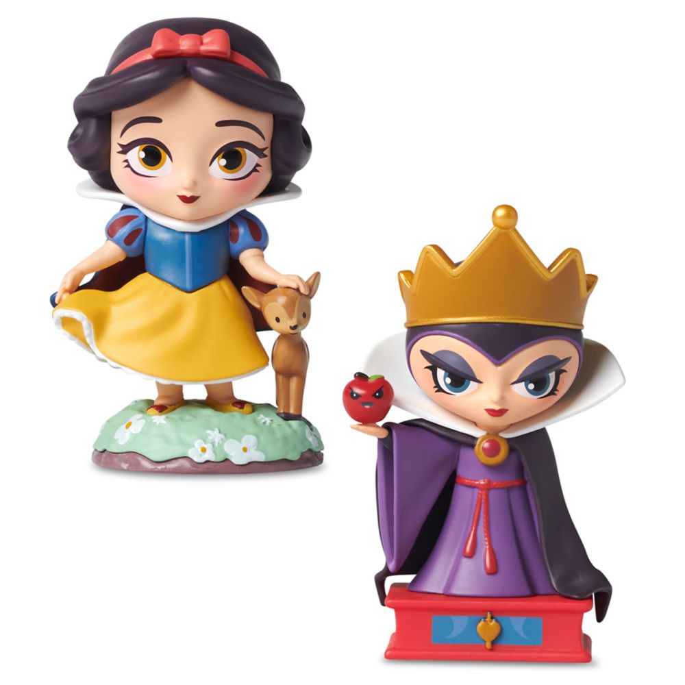 Snow White and Evil Queen Vinyl Figurine Set by Stacey Aoyama Disney Designer Showcase Snow White and the Seven Dwarfs D23: The Ultimate Disney Fan