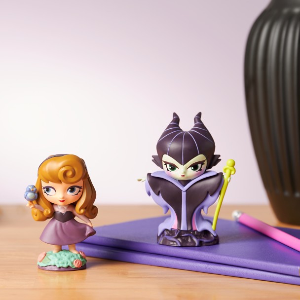 Briar Rose and Maleficent Vinyl Figurine Set by Stacey Briar Rose and Maleficent Vinyl Figurine Set by Stacey