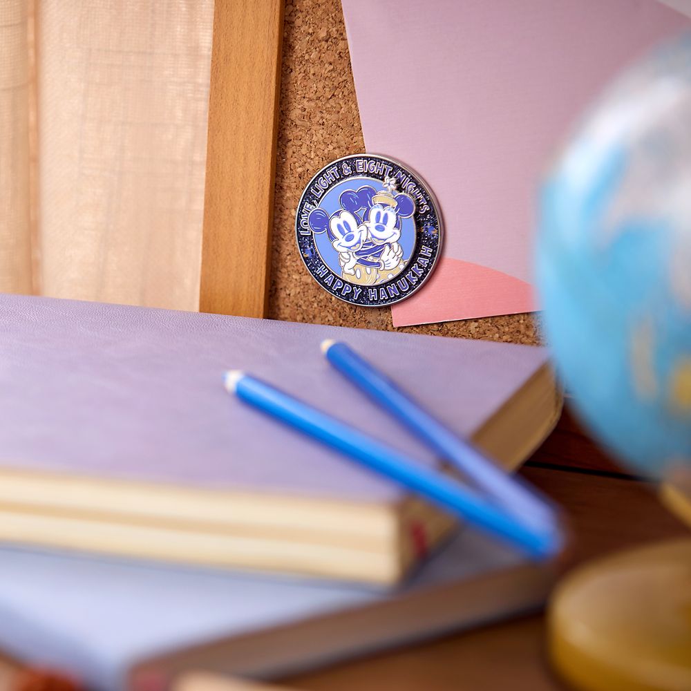 Mickey and Minnie Mouse ''Happy Hanukkah'' 2025 Pin - Limited Release