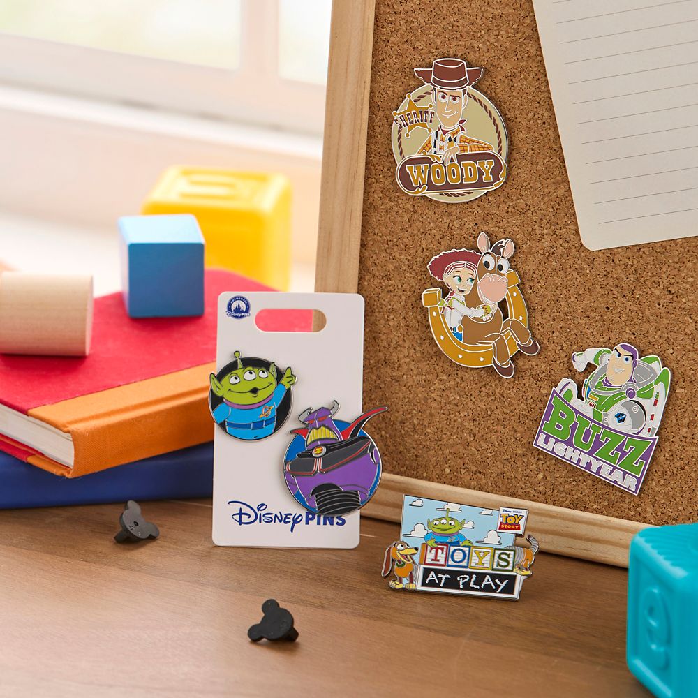 ピンズ・ピンバッジ・缶バッジ Disney Pixar Pin Badge 13set ToyStory
