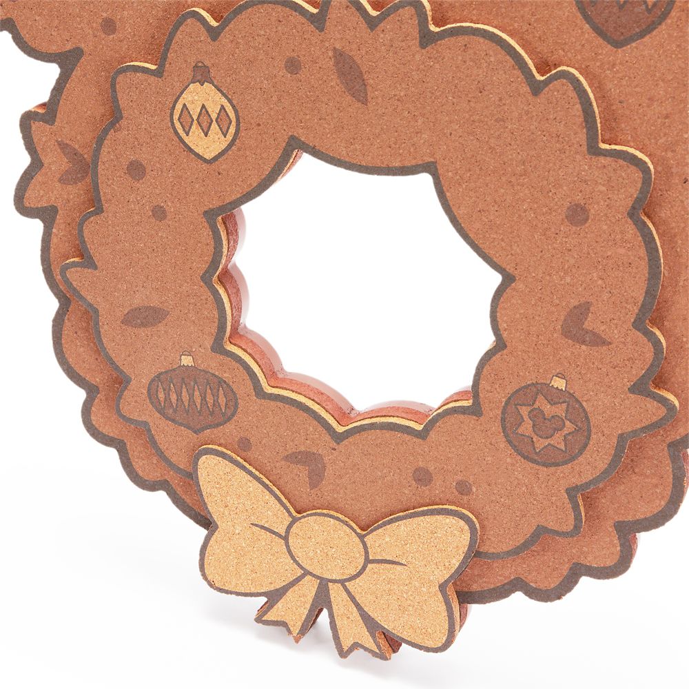 Mickey Mouse Icon Wreath Pin Collector's Cork Board with Pluto and Fifi Pin &ndash; Disney Magical Melodies &ndash; Limited Edition