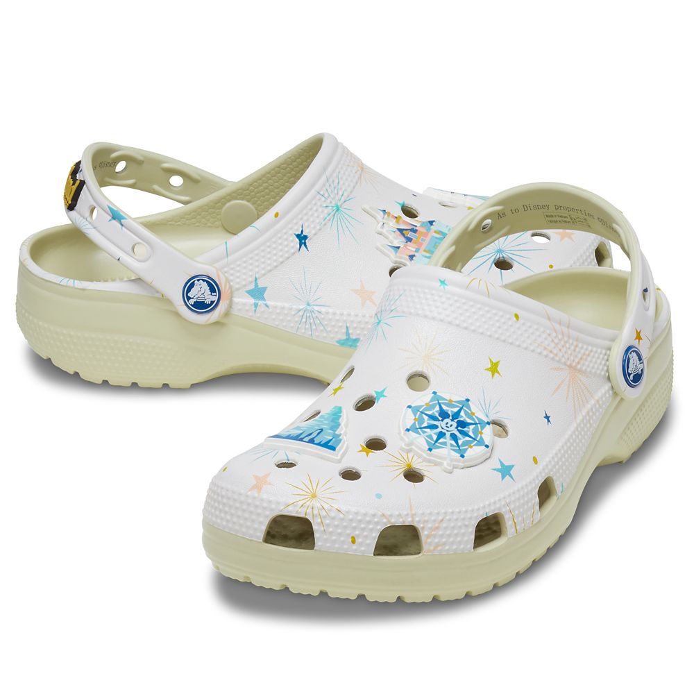 【注目】Disney x Crocs ポップコーン クロックス Disneyland Clogs for Adults by Crocs | Disney Store
