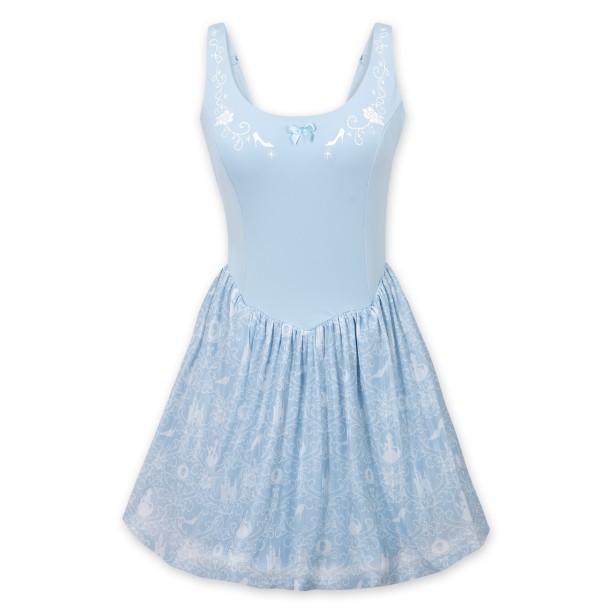 disney princess dresses for women Women's Halloween Fancy-Dress Costume Adult, M With side pockets and a contrasting ivory sash Princess Cinderella Costume, Dallas Princess