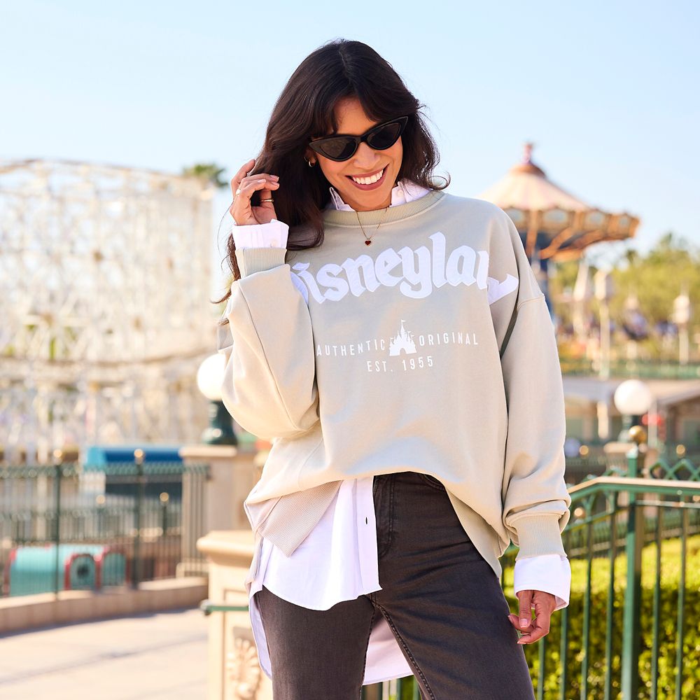 Disneyland Spirit Jersey&reg; for Adults &ndash; Sand
