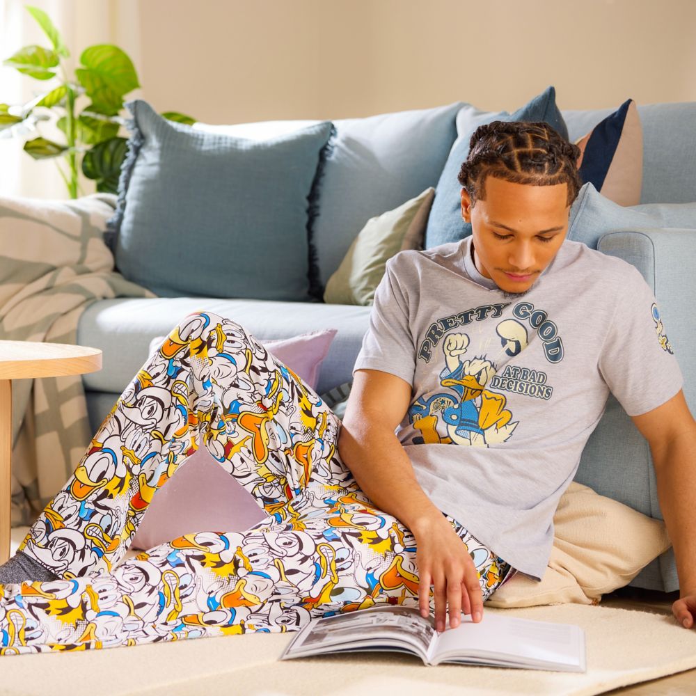 Donald Duck Lounge Pants for Adults
